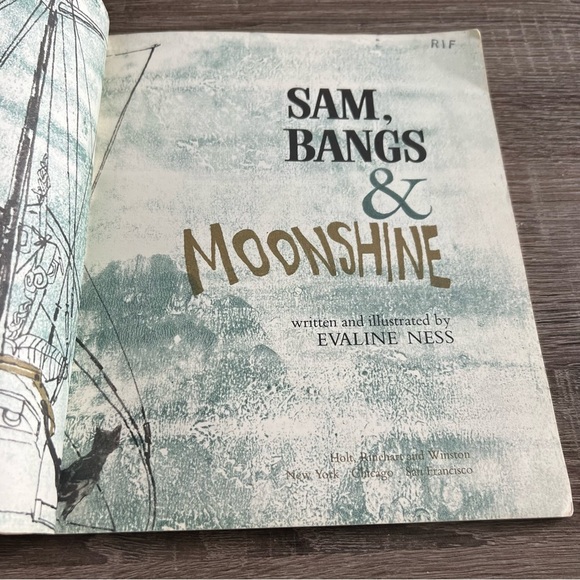 1966 Vintage Sam, Bangs, & Moonshine by Evaline Ness Paperback Book - Picture 9 of 13
